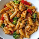 One-Pot Spicy Honey Garlic Chicken Pasta - Averyrecipes.webp